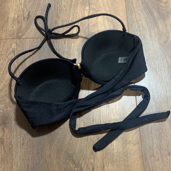 Victoria’s Secret Balconette Bikini Top - Picture 2 of 4